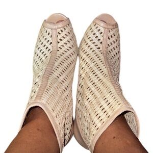 Schultz size 10  light tan or cream leather bootie  laser cut with back zipper